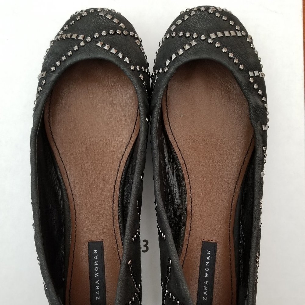 Zara Women Flats Size 40